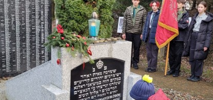 Lokalna Telewizja TV28 o  Dniu Pamięci o Ofiarach Holokaustu w Mszanie Dolnej