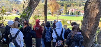 Double events at the Jewish cemetery - autumn guided tour and clean-up