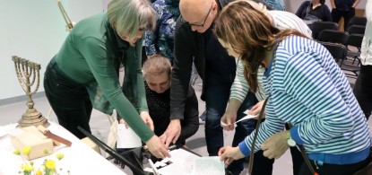 Telewizja limanowska relacjonuje nasze spotkanie wok&oacute;ł 3 M: menory, mizrachu i mezuzy 