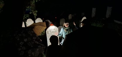Noc Muze&oacute;w na zabytkowej nekropolii żydowskiej w Mszanie Dolnej 